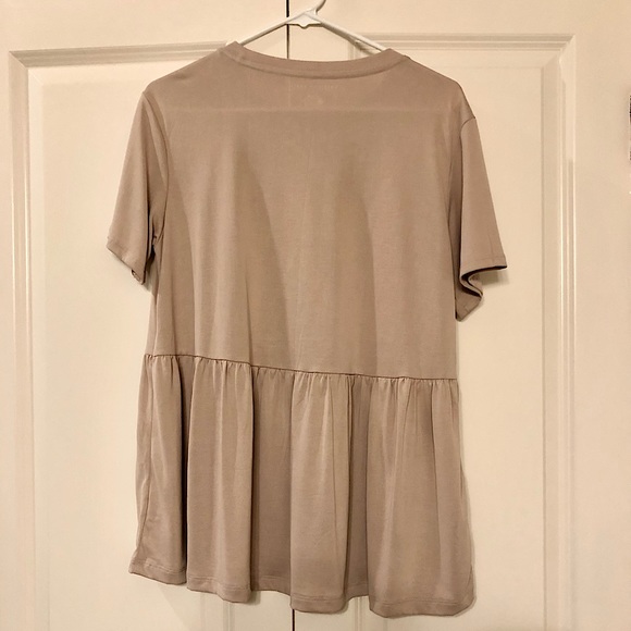 American Eagle Mauve Peplum Top - Picture 3 of 3